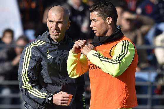 لیجنڈ فٹبالر زین الدین زیدان ریال میڈرڈ کے کوچ مقرر