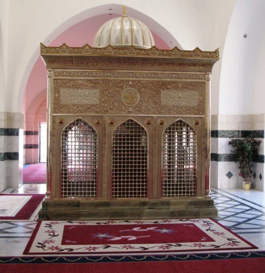 کس کے تایا میرے تایا جعفر جیسے ہیں ؟ امام حسین علیہ السلام ‎