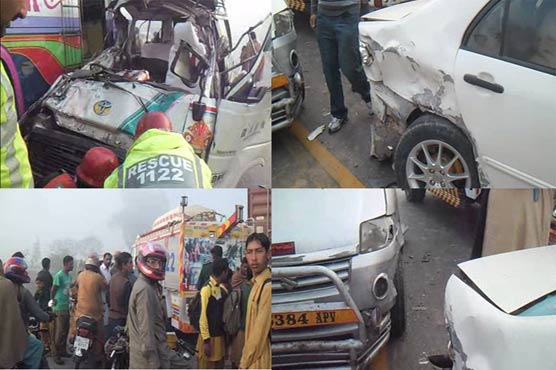 اوکاڑہ : جی ٹی روڈ پر وین، بس اور ٹریلر میں ٹکر، تین افراد جاں بحق