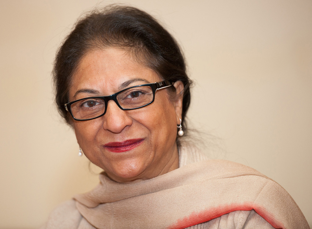 سیاسی پارٹیاں ڈبل کراس کرسکتی ہیں ،وکلاء نہیں، عاصمہ جہانگیر