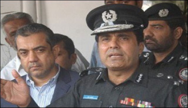 پارکنگ مافیا کی وجہ سے ٹریفک جام ہوتا ہے، ڈی آئی جی ٹریفک