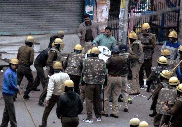 ہریانہ : ساتھی کی ہلاکت پر مشتعل مظاہرین نے وزیر کے گھر کو آگ لگا دی