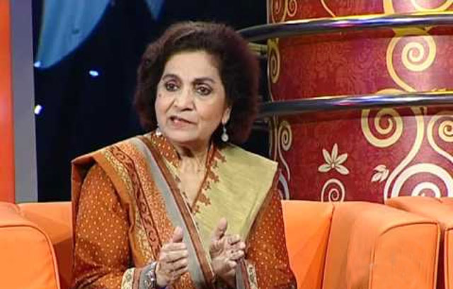 لاہوری ناشتہ اور ادبی بیٹھک حسینہ آپا کے ساتھ