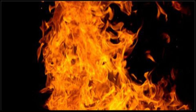 کراچی: مختلف علاقوں میں دوکان اور فلیٹس میں آتشزدگی