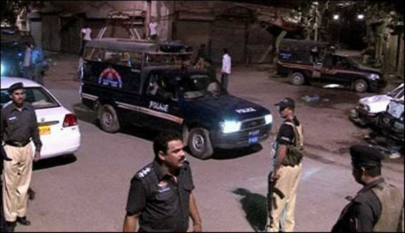کراچی کے مختلف علاقوں میں کارروائیوں میں 8 افراد زیر حراست