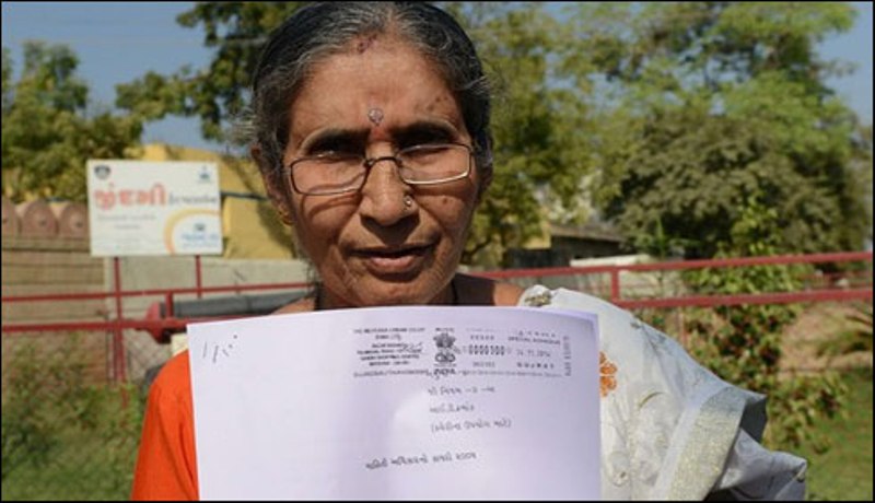 نریندرمودی کی اہلیہ ‘’شادی‘ ثابت کرنے کیلئے کوشاں