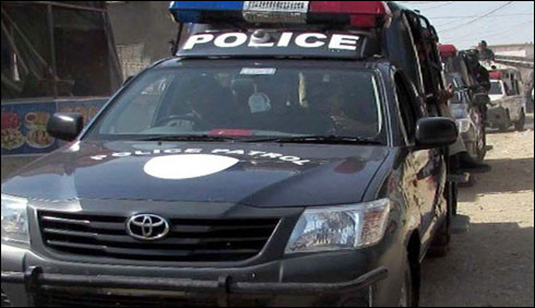 ٹنڈو محمد خان : لڑکے کے قتل پر مظاہرین نے پولیس کو یرغمال بنا لیا