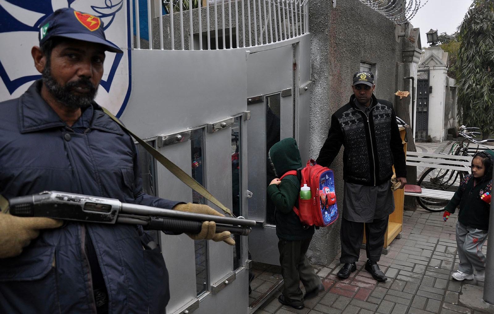 سیکیورٹی المیہ