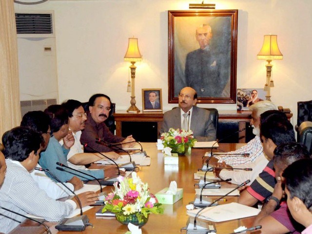 سندھ حکومت 55 فیصد ترقیاتی فنڈز جاری نہ کرسکی؛ کئی منصوبے ادھورے رہنے کا خدشہ