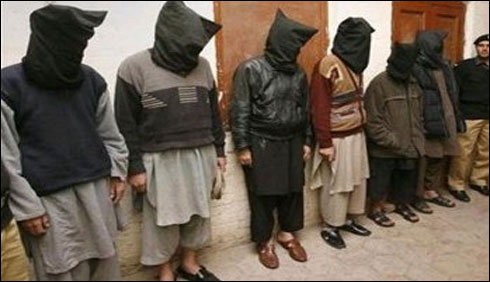 نوشہرہ: سرچ آپریشن کے دوران 20 مشتبہ افراد گرفتار