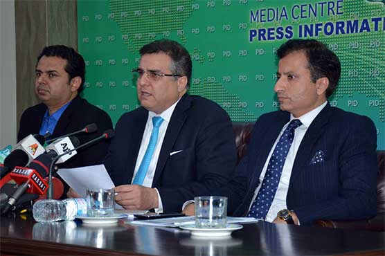 جن ملازمین کو نوٹس بھیجے، ان کیخلاف کارروائی ہو گی: طلال چوہدری