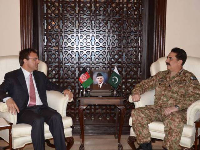 آرمی چیف سے افغان سفیر کی ملاقات، بارڈر سکیورٹی سے متعلق امور پر تبادلہ خیال