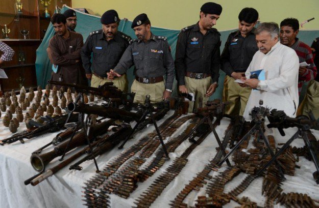 کوئٹہ : ایف سی اور پولیس کا نواں کلی میں سرچ آپریشن، 7 مشتبہ گرفتار