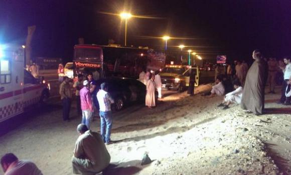 سعودی عرب میں عمرہ زائرین کی بس کو حادثہ، 19 مصری معتمرین جاں بحق