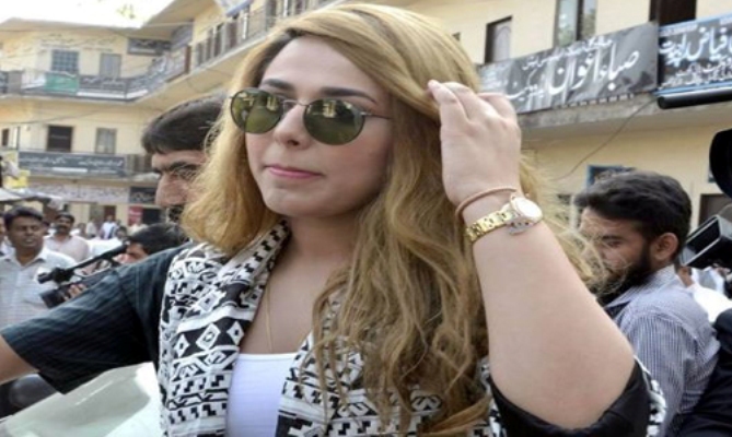 ڈالر گرل ایان علی منی لانڈرنگ کے الزامات سے بری