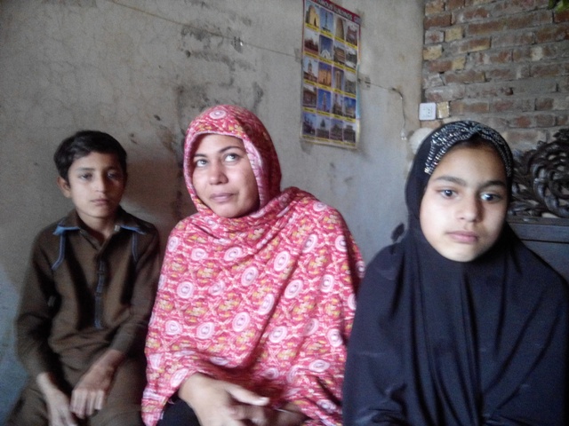 ناصر عباس اور ساجد حسین میرے خاوند کی جائیداد سے مجھے محروم کرکے ہڑپ کرنے کی کوشش میں مصروف ہیں