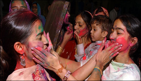 سندھ حکومت کا ہولی پر عام تعطیل کا اعلان