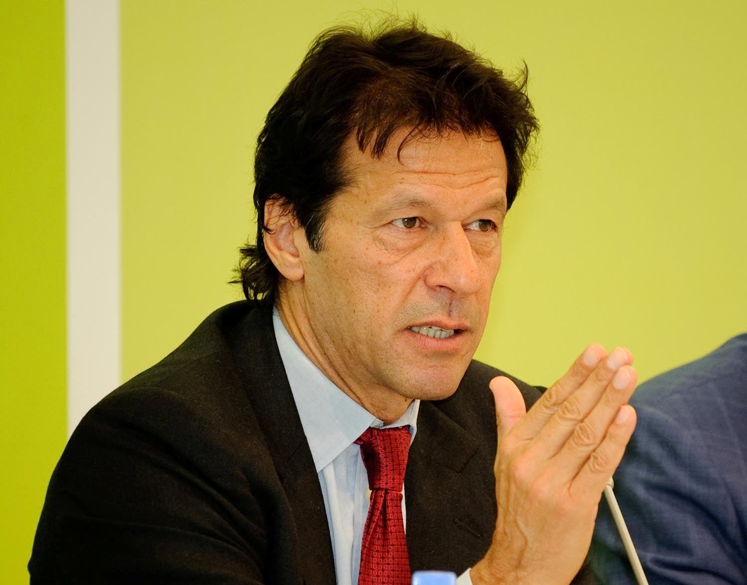 تھوڑی سی محنت سے پاکستان عظیم ملک بن سکتا ہے، عمران خان