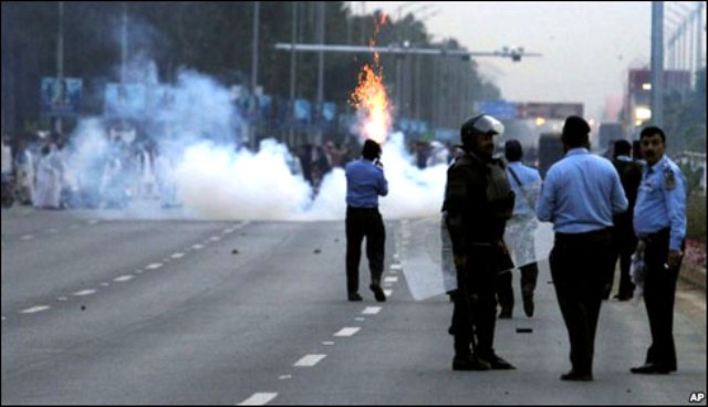 اسلام آباد: ریڈزون میں جلاؤ گھیراؤکے بعد بھی مشتعل افراد موجود