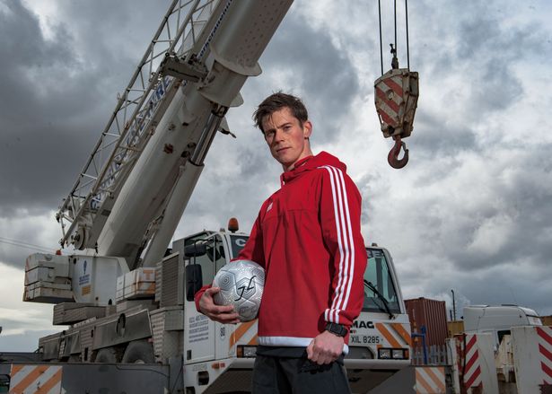 برطانوی فری اسٹائل فٹبالر جان فارن ورتھ نے میسی کا ریکارڈ توڑ دیا