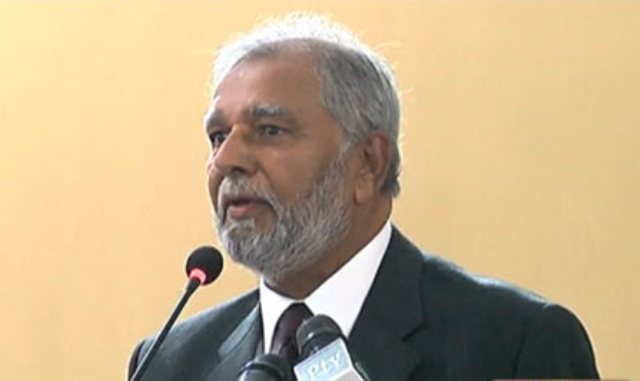 قوم یہ نہ سمجھے 17 جج پورا ملک ٹھیک کر لیں گے : جسٹس امیر ہانی