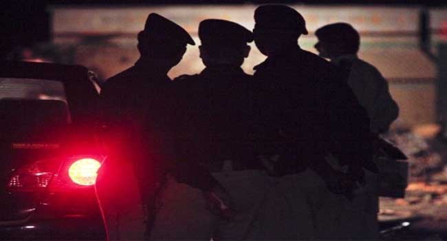 کراچی کے علاقے مچھر کالونی میں کارروائی کے دوران 3 ملزمان ہلاک، پولیس