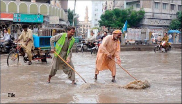 کراچی میں ہلکی بارش ، رین ایمرجنسی نافذ