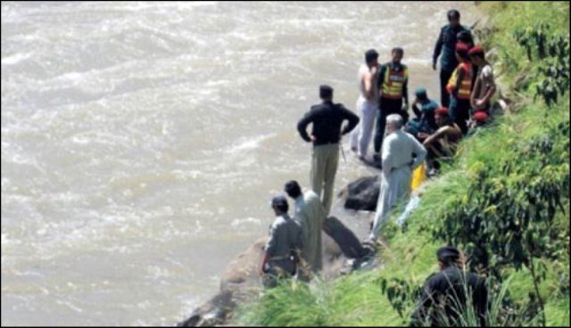 کراچی:سفاری پارک جھیل میں ڈوبنے والے بچے کی لاش نکال لی گئی