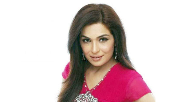 وزیراعظم تمام ممبران کیساتھ میری نئی آنیوالی فلم ہوٹل دیکھیں، میرا کی خواہش