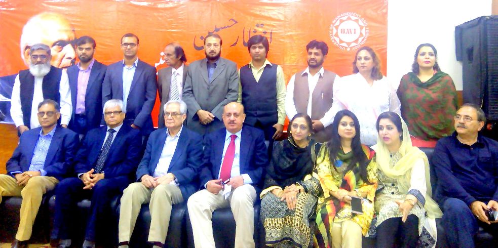 مثال سبزہ، مثال خوشبو۔ انتظار حسین