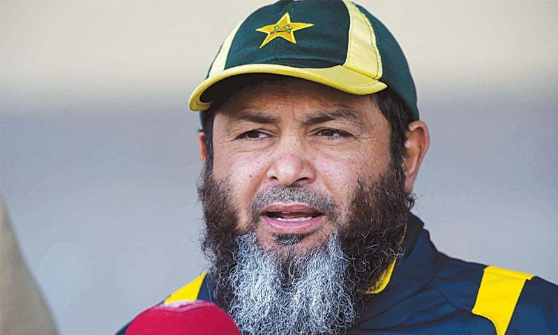 سابق کرکٹرز کو ٹیم کی حالت زار نے خون کے آنسو رلا دیا