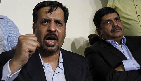 کراچی :راتوں رات مصطفیٰ کمال کے نئے پوسٹرز لگ گئے