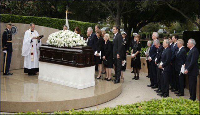 سابق خاتون اول نینسی ریگن کی آخری رسومات کی ادائیگی