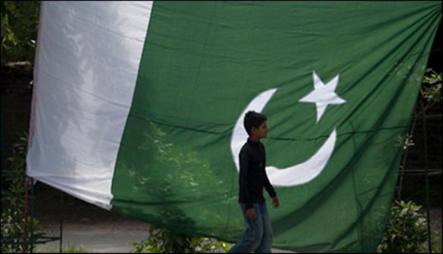 مقبوضہ کشمیرمیں پاکستانی پرچم لہرانے کے الزام میں دس سالہ بچہ گرفتار