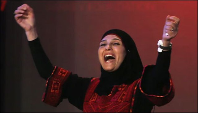 دنیا کے بہترین اساتذہ کا مقابلہ، فلسطینی ٹیچر نے 10 لاکھ ڈالر جیت لیے