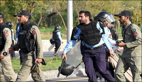 اسلام آباد : ریڈ زون میں پولیس اور رینجرز کے تازہ دم دستے تعینات