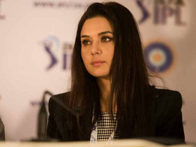 ڈمپل گرل پریتی زنٹا بھارتی میڈیا پر آگ بگولہ ہو گئیں