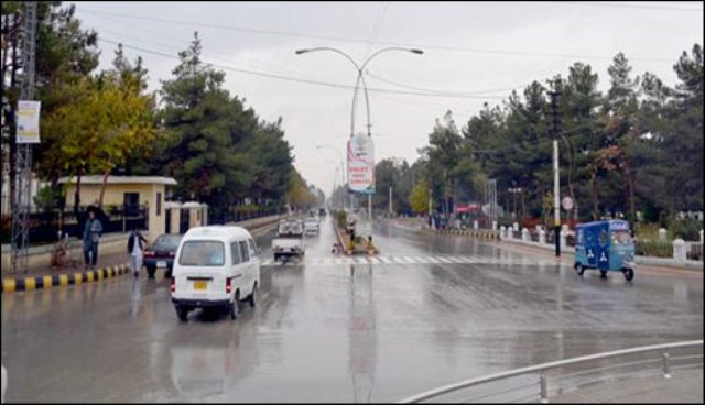 وادی کوئٹہ میں بارش، موسم سرما ٹھہر گیا