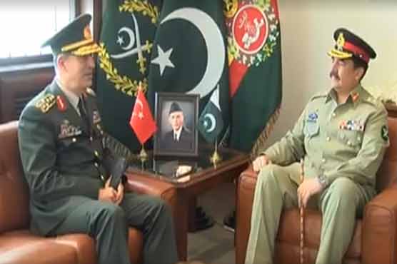 Raheel Sharif and and Turkish Chief of General Staff Meeting