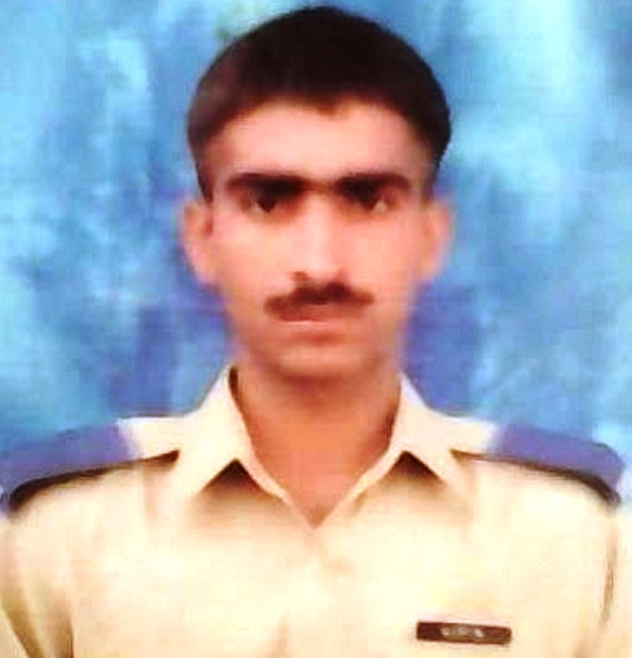 پاک فوج کے بہادر جوان محرم لنڈ وزیرستان میں دہشتگردوں سے بڑی بہادری سے لڑتے ہوئے شہید