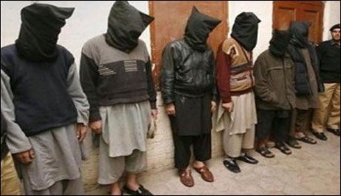 پشاور، 6 افغان باشندوں سمیت 16 مشتبہ افراد زیر حراست