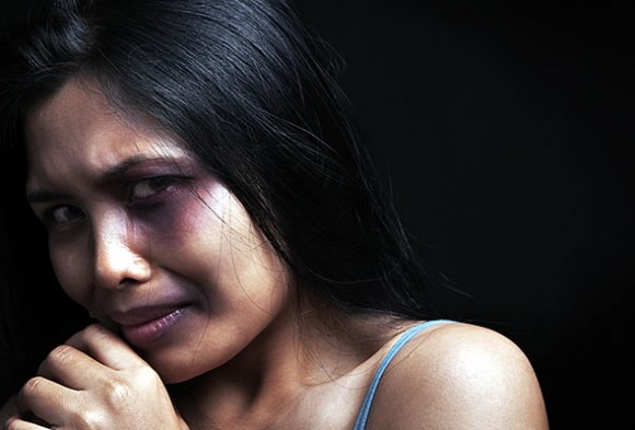 قوموں کی معمار، بربریت کا شکار