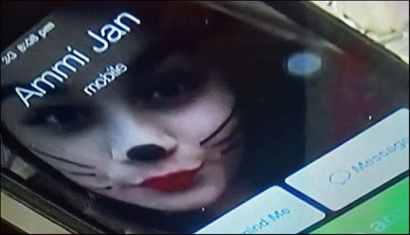 دھماکے کی جگہ موبائل پر’امی جان‘ کی کال آتی رہی،لوگ آبدیدہ