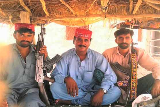 چھوٹو گینگ کو پولیس اہلکاروں کی رہائی، ہتھیار ڈالنے کیلئے شام تک کی مہلت