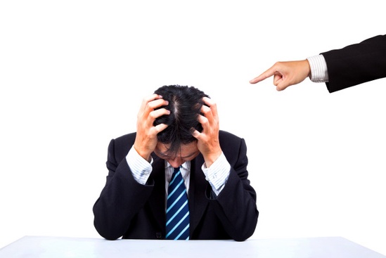 بے جا تنقید ایک معاشرتی برائی