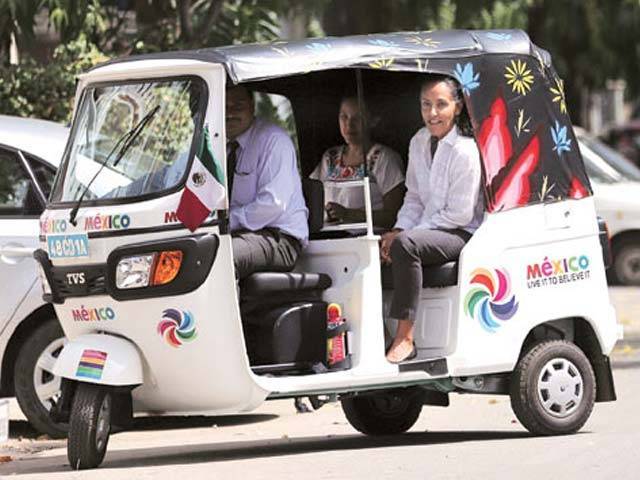 بھارت میں میکسیکو کی سفیرکے زیراستعمال عالیشان گاڑی کے بجائے آٹورکشہ