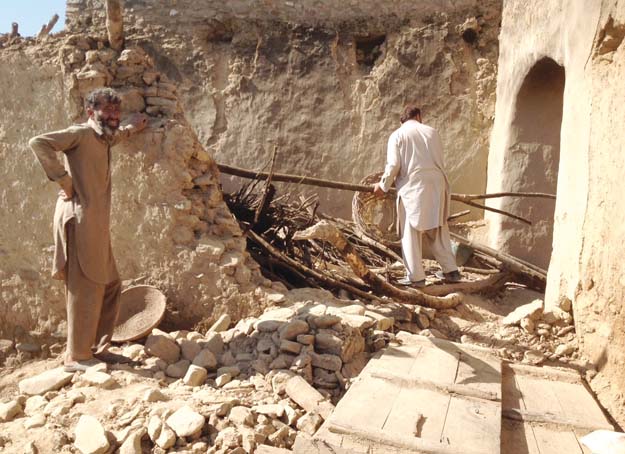 مہمند ایجنسی کمروں کی چھت گرنے سے ایک شخص جا ن بحق دو زخمی