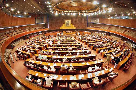قومی اسمبلی کا اجلاس آج ہو گا، اپوزیشن پاناما لیکس پر حکومت کو ٹف ٹائم دینے کیلئے تیار