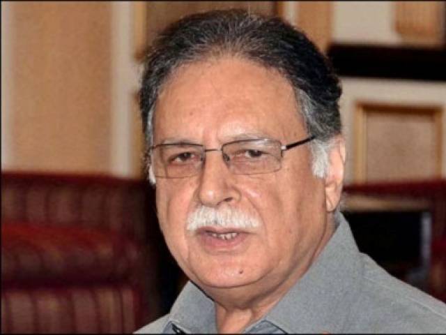 عمران خان غیر قانونی دولت اکٹھی کرنے میں ملوث ہیں، پرویزرشید کا دعویٰ