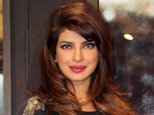 موٹاپے کا ڈر نہیں بھوک ہو تو خوب کھاتی ہوں، پریانکا چوپڑا